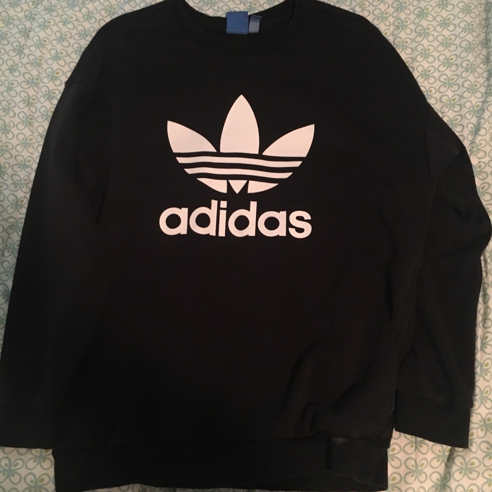 adidas sweater w/ pockets